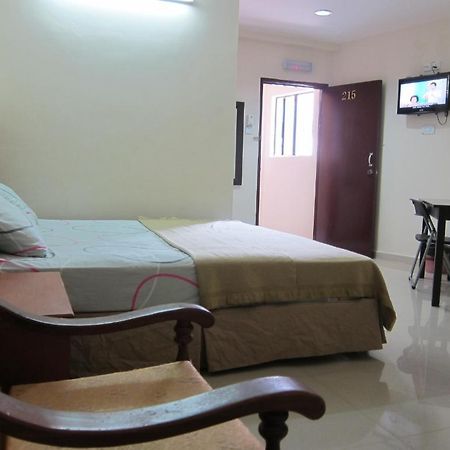 สกุได บารู โฮเต็ล Hotel ยะโฮร์บาห์รู ภายนอก รูปภาพ
